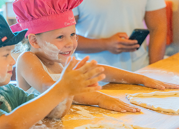 Kinderanimatie, pizzas bakken